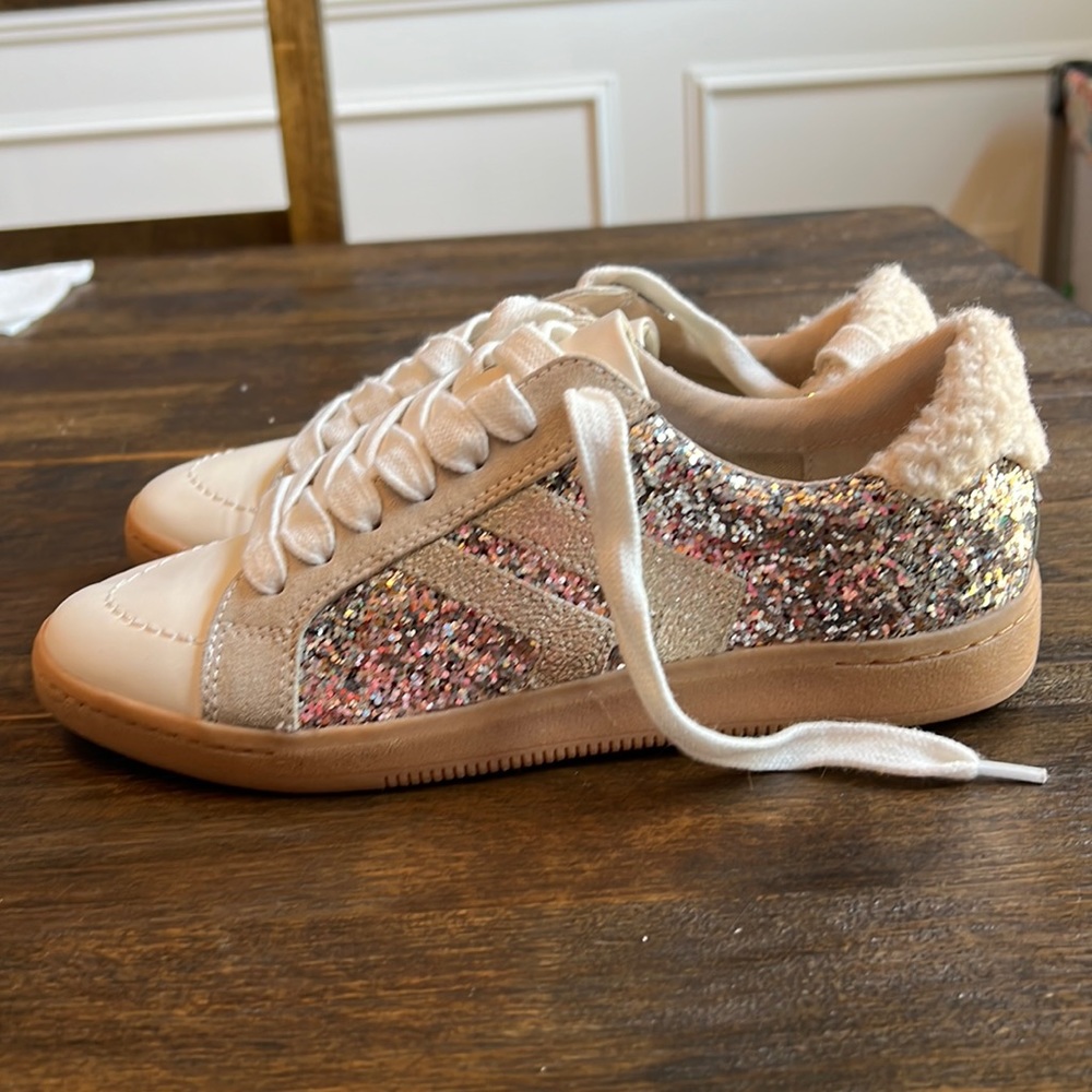 Brand new size 6.5 women’s Dolce Vita sneakers, sparkly and comfy